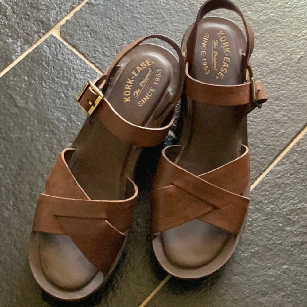 Kork-Ease Women's Chocolate Brown Leather Platform Sandals 11